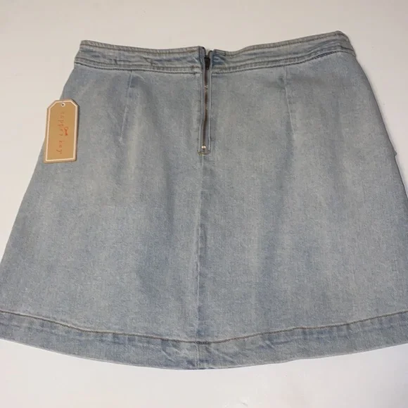 COPPER KEY Light Wash Pocket Denim Skirt - Picture 4 of 6
